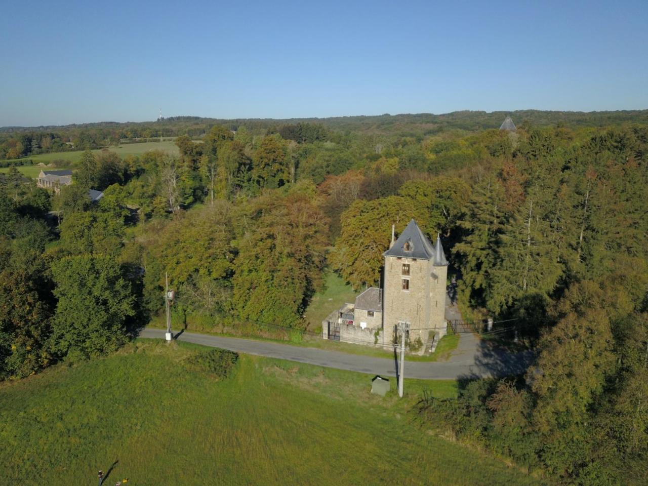 La Tour De Serinchamps Bagian luar foto